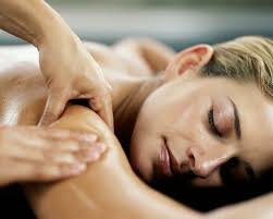 L’intérêt du massage tantrique pour libérer sa sexualité en tant que femme